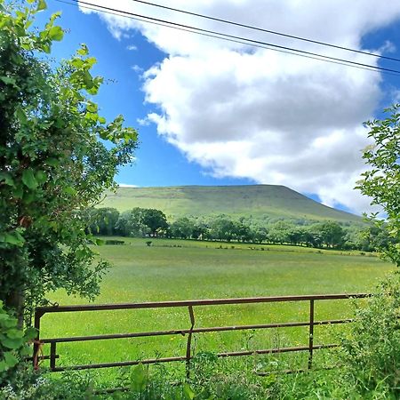 River Cottage@Cwm Mill - Riverside Family Holidays In The Black Mountains Херфорд Екстериор снимка